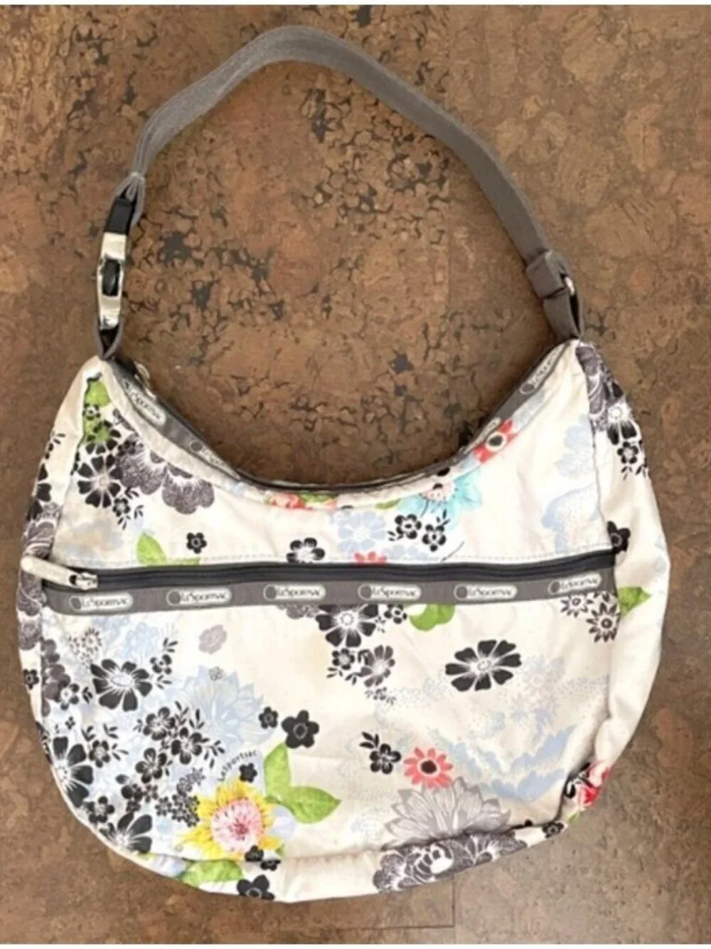 Lesportsac lightweight nylon